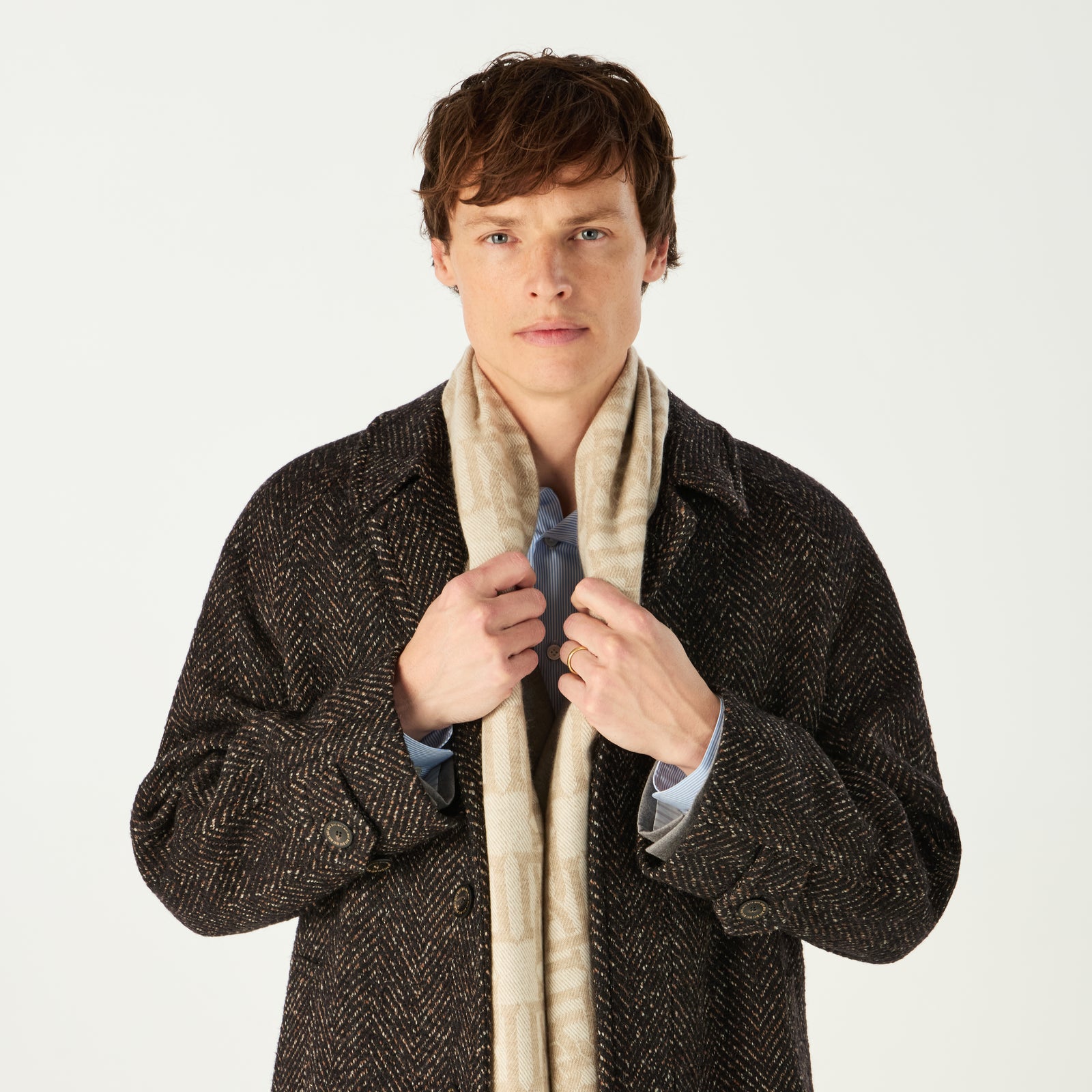 KENSINGTON HERRINGBONE OVERCOAT BROWN – DAKS
