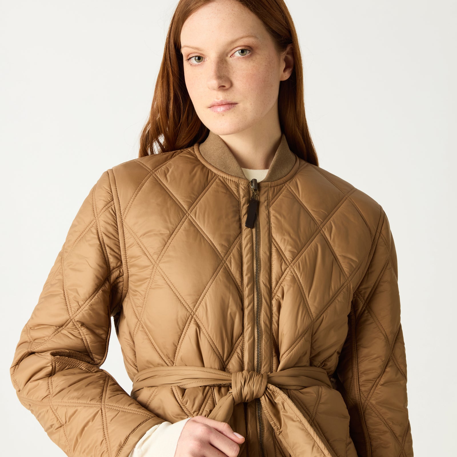 DIAMOND QUILTED REVERSIBLE SHORT JACKET – DAKS