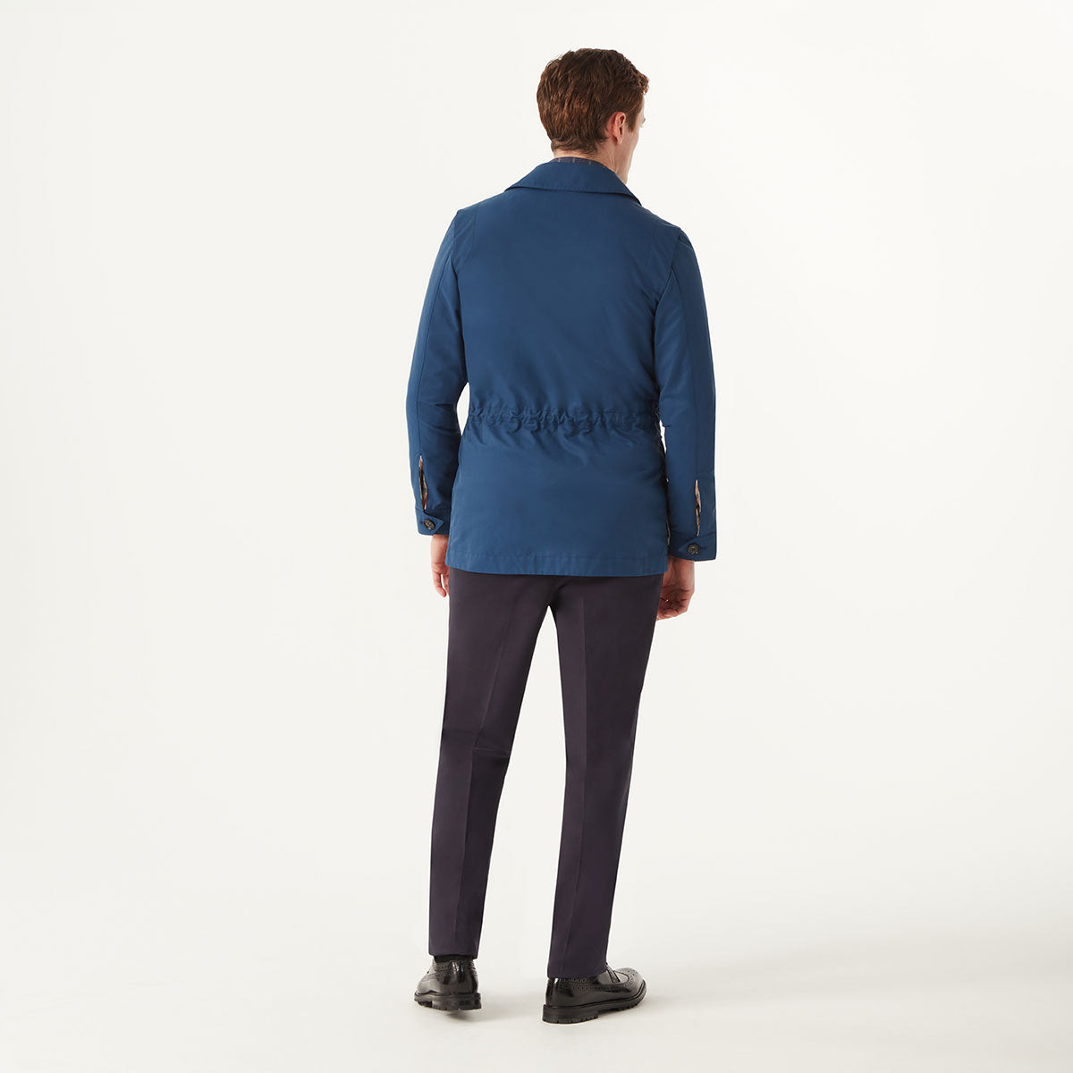221108-DAKS-MODEL-