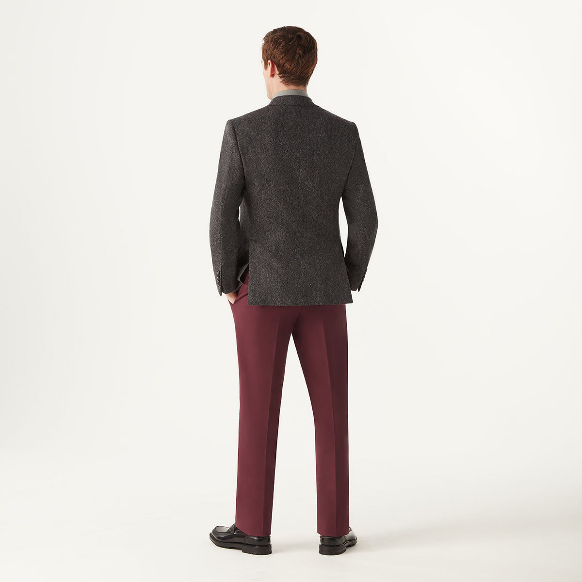 221108-DAKS-MODEL-